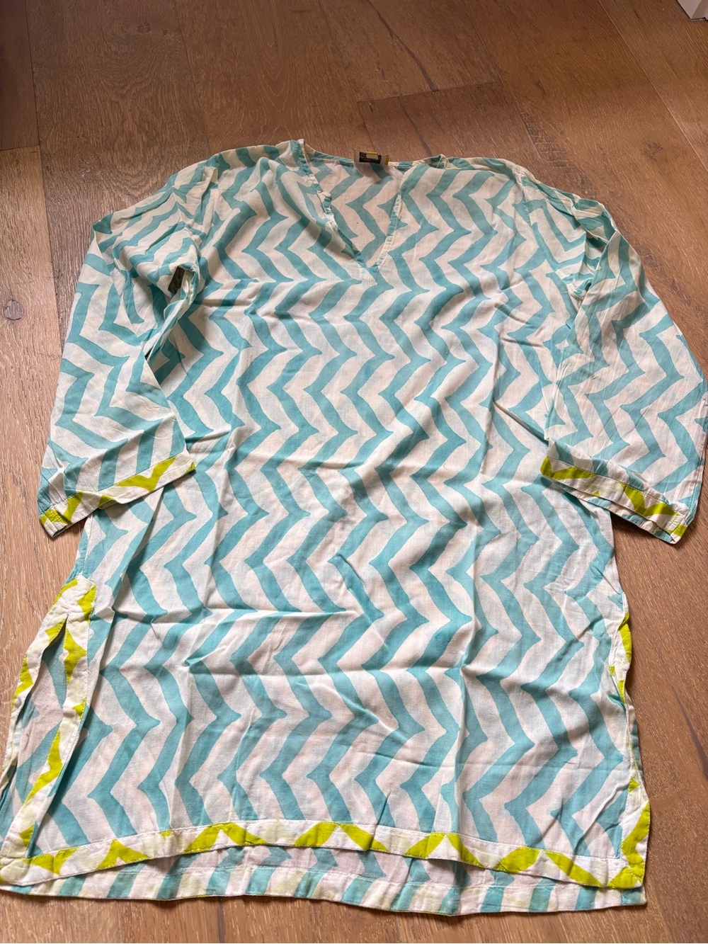 Roller Rabbit XS Aqua Chevron Tunic with Lime Trim
